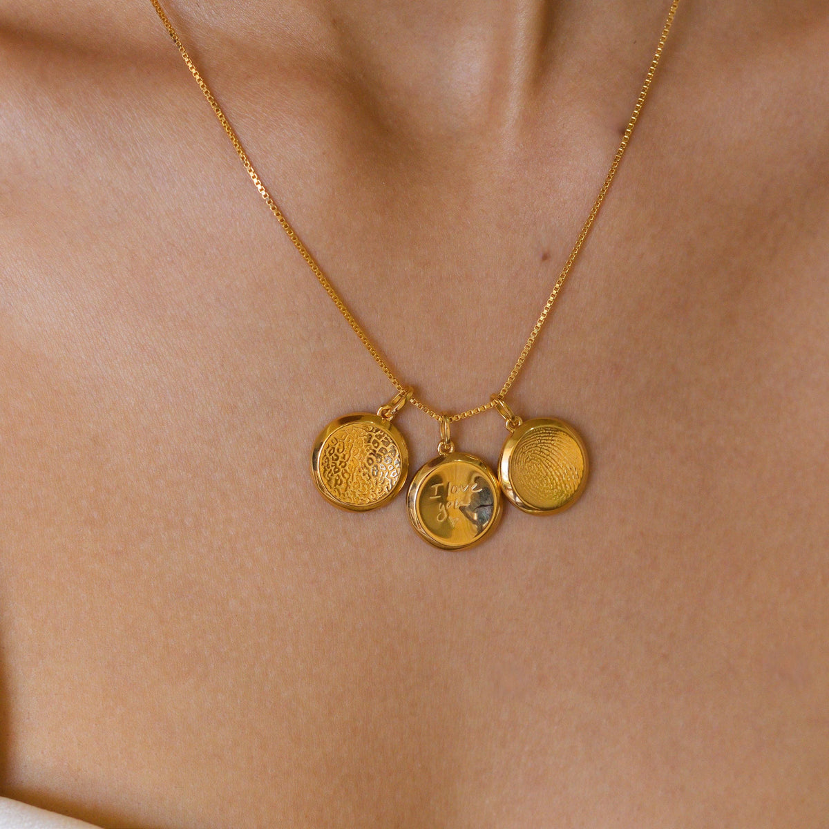 Circle Handwriting Pendant Necklace — photo 6