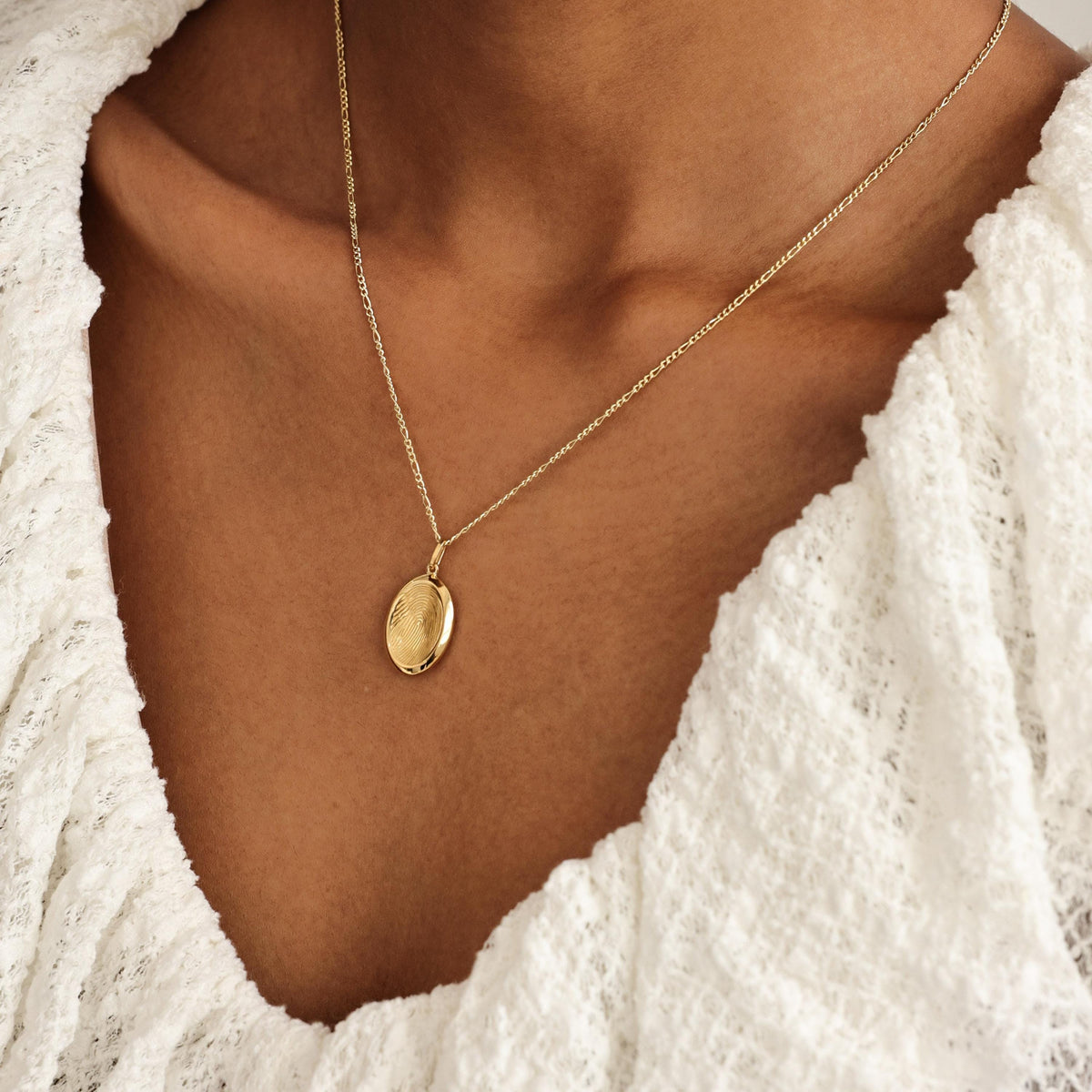 Handwriting Oval Necklace — photo 8