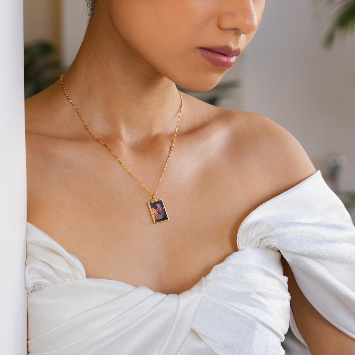 Rectangle Photo Frame Necklace — photo 5