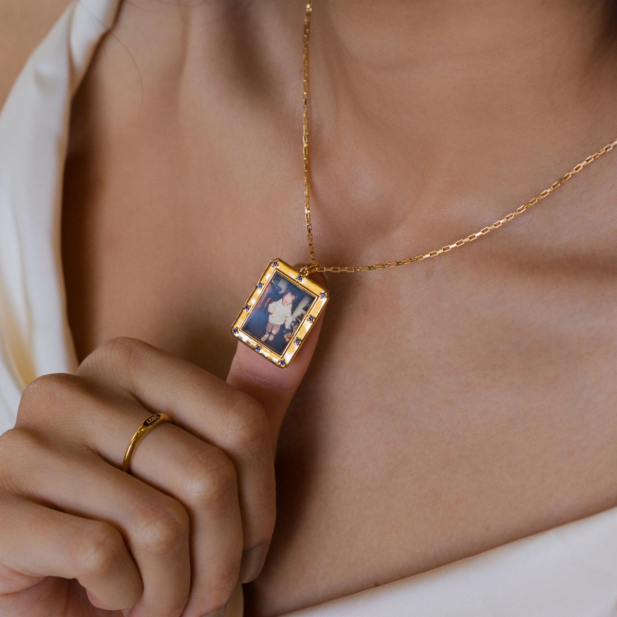 Birthstone Rectangle Photo Frame Necklace — photo 3