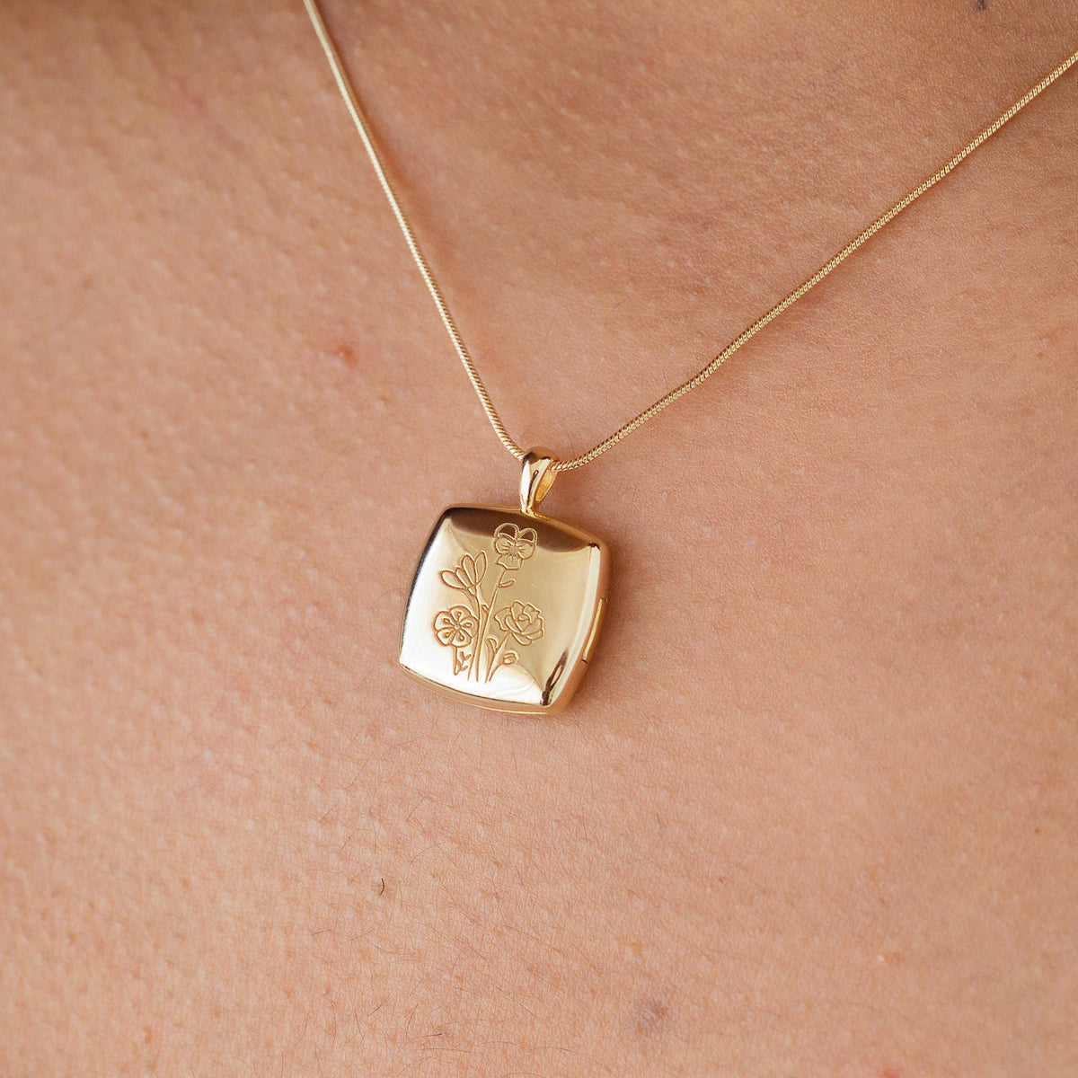 Multiple Birth Flower Square Locket Necklace — photo 8