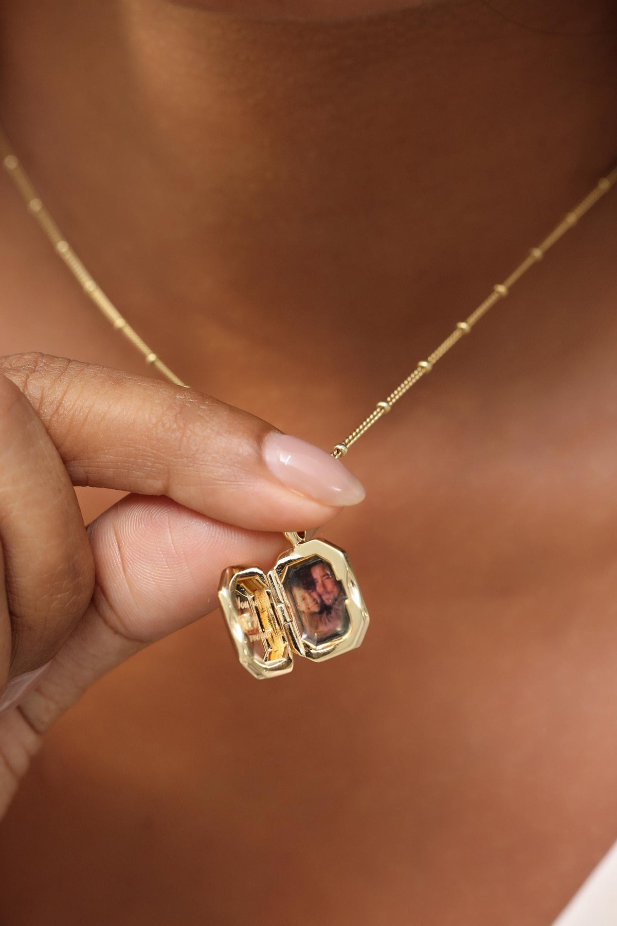 Fingerprint Hexagon Locket Necklace — photo 8