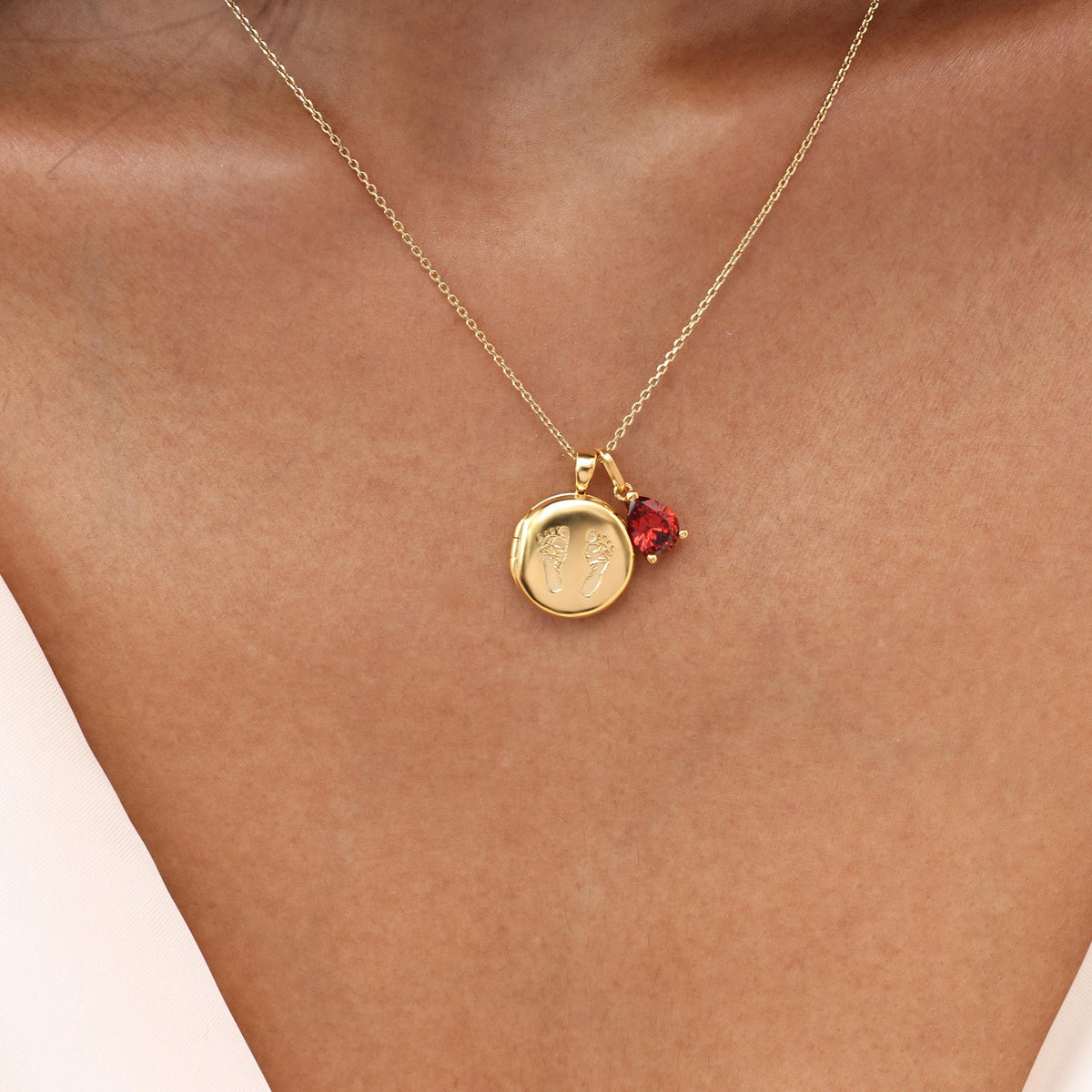 Baby Footprint & Handprint Circle Locket Necklace — photo 7