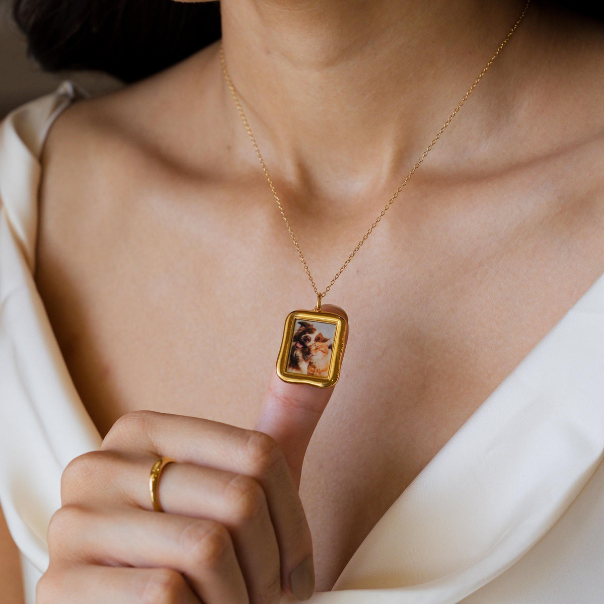 Organic Rectangle Photo Frame Necklace — photo 4