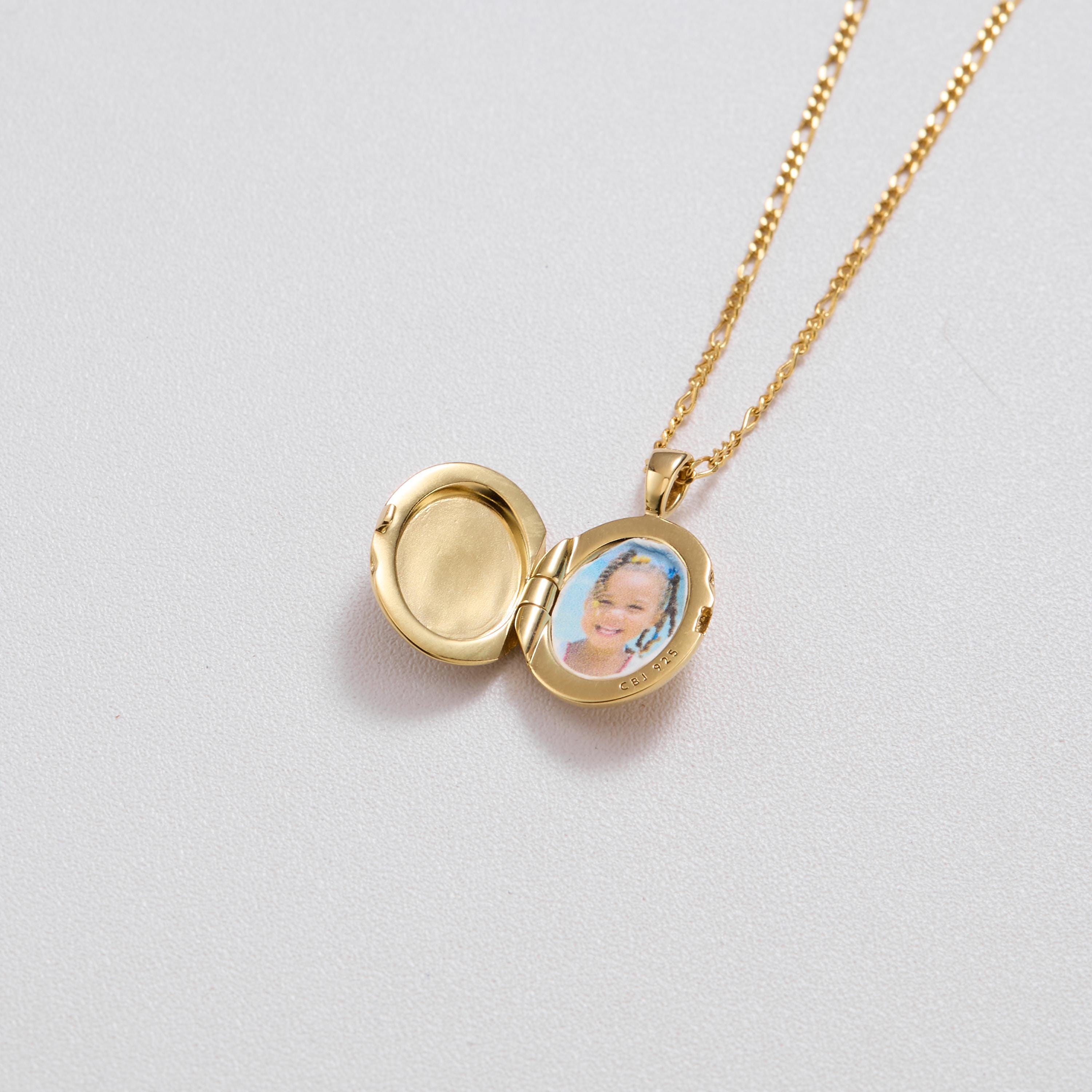 CUSTOM BIRTHFLOWER OVAL LOCKET