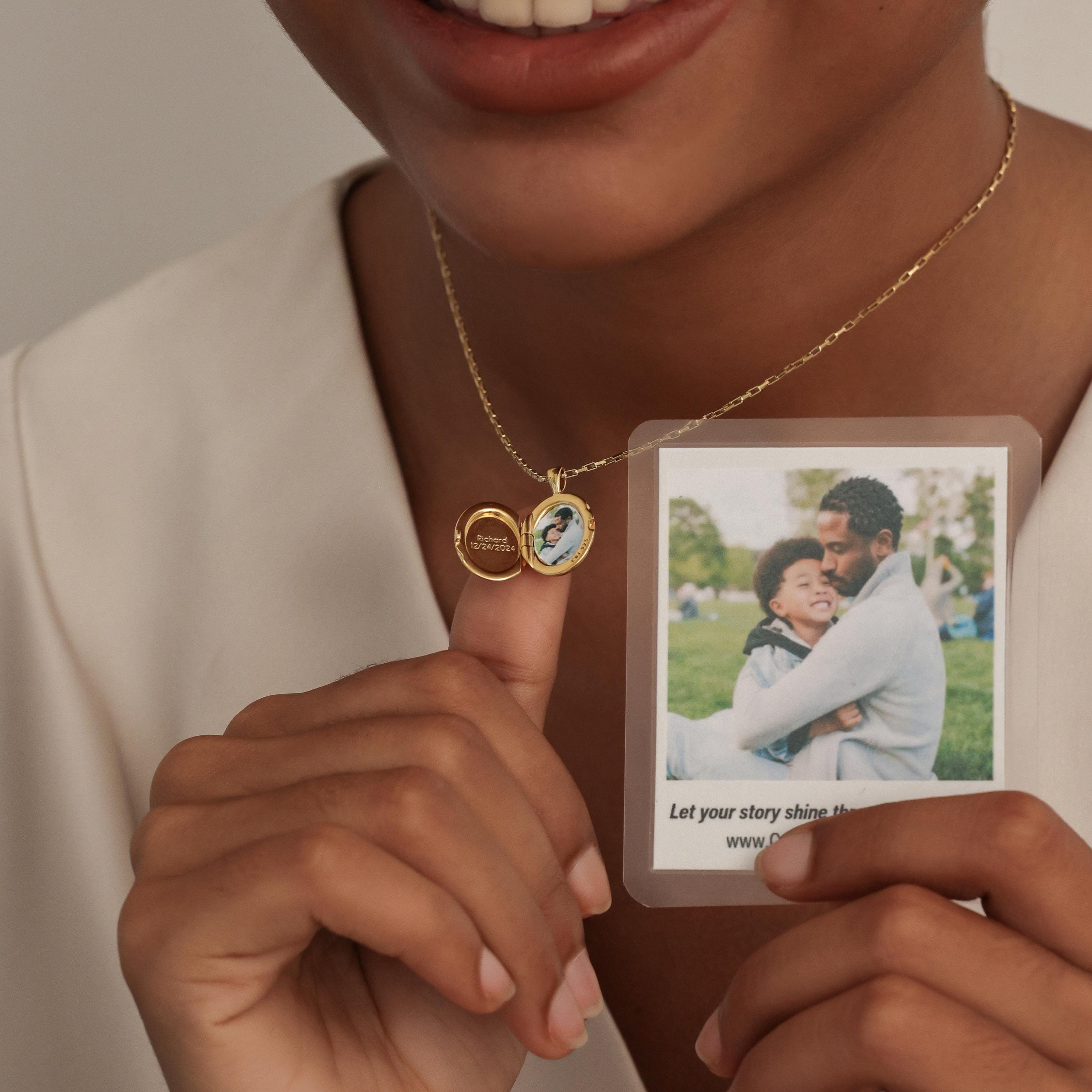 Handwriting Oval  Locket Necklace