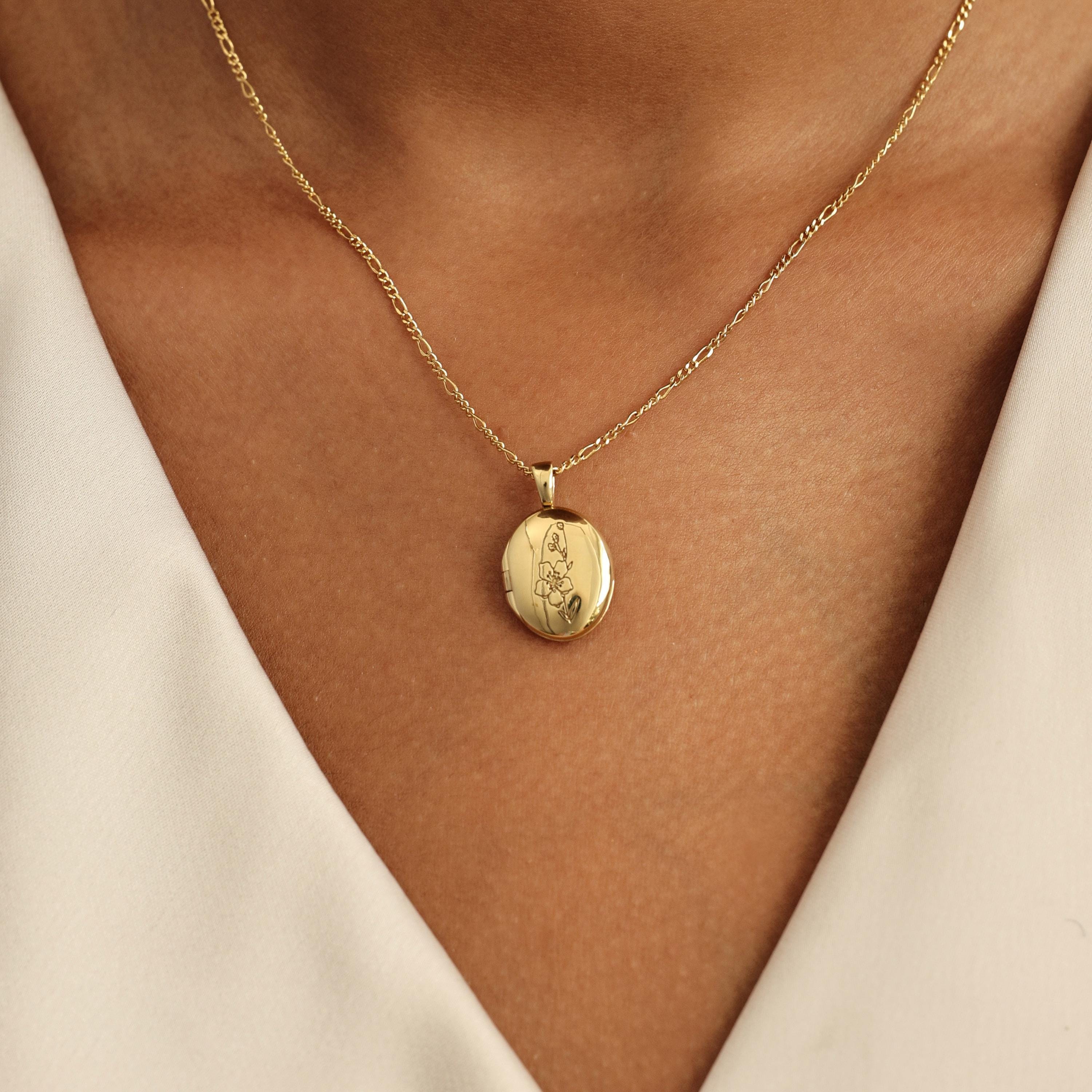 CUSTOM BIRTHFLOWER OVAL LOCKET