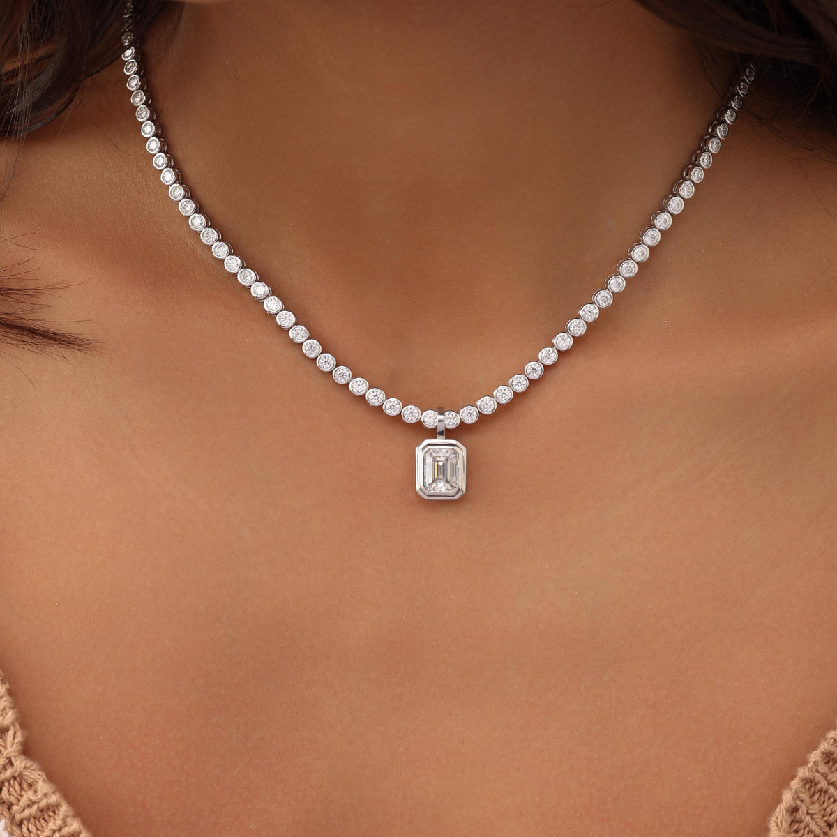 Tennis Necklace with Emerald Bezel Pendant — photo 11