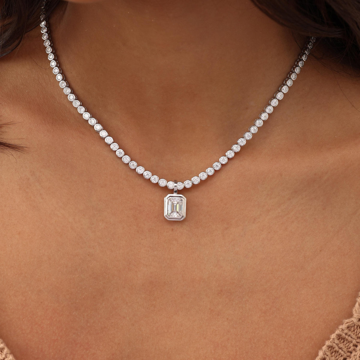 Tennis Necklace with Emerald Bezel Pendant — photo 2