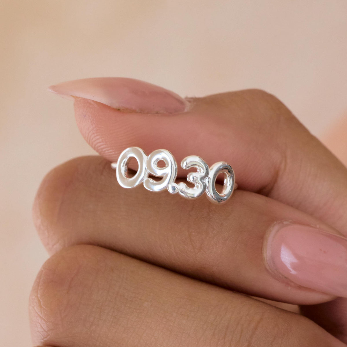 Anniversary Date Ring — photo 1