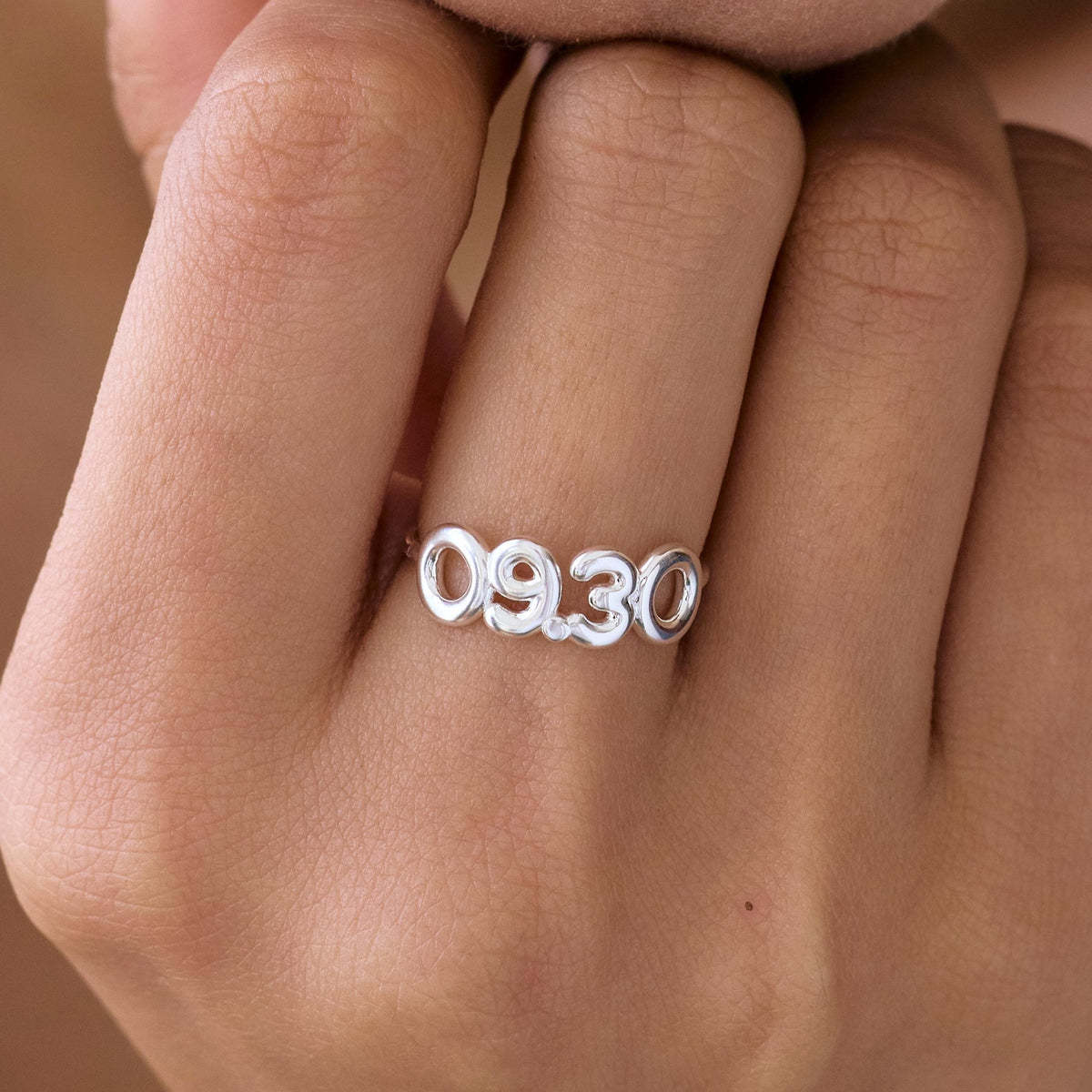 Anniversary Date Ring — photo 2