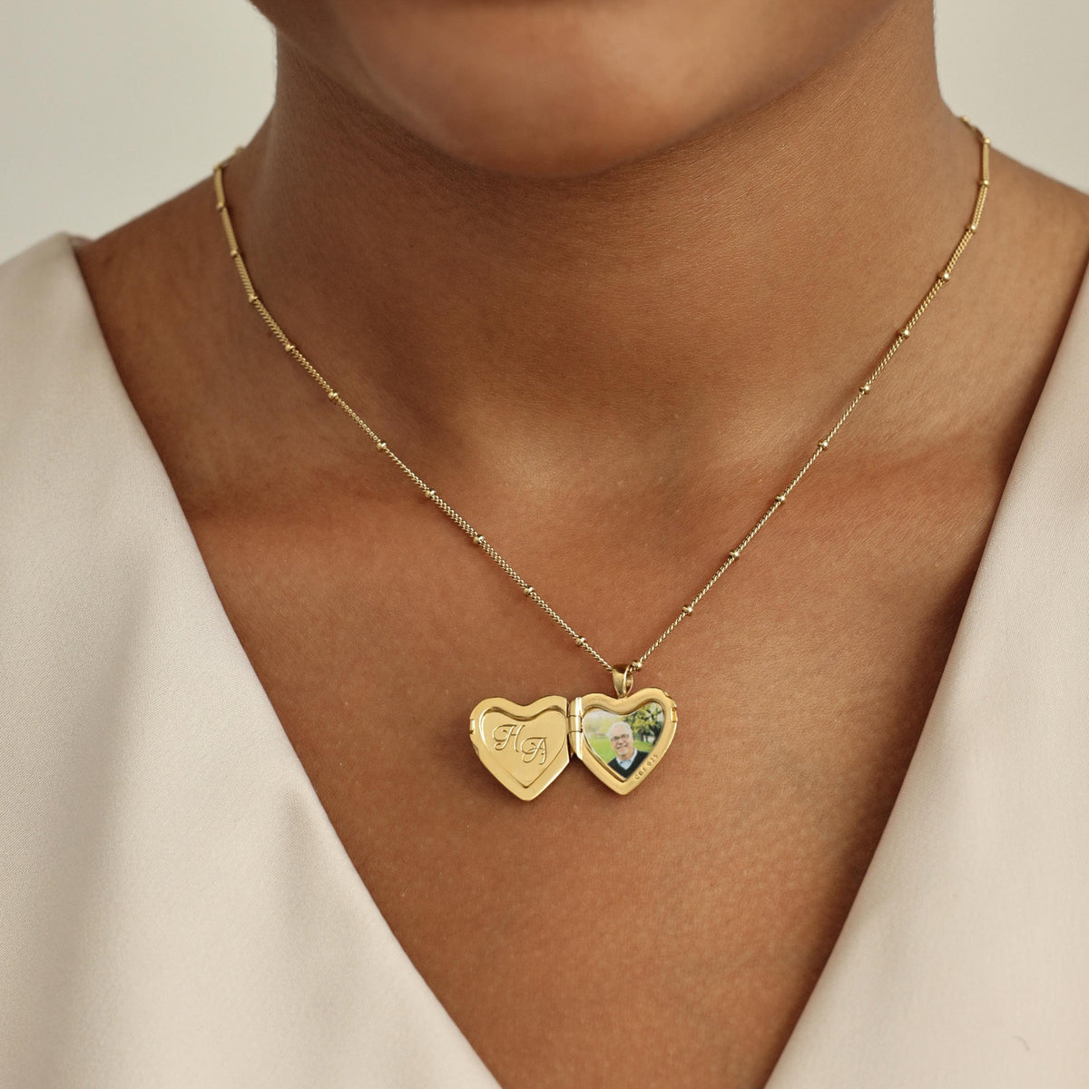 Handwriting Heart Locket Necklace — photo 2