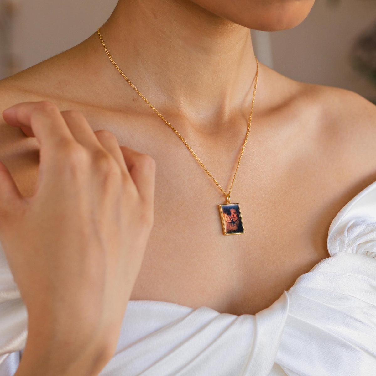Rectangle Photo Frame Necklace — photo 6