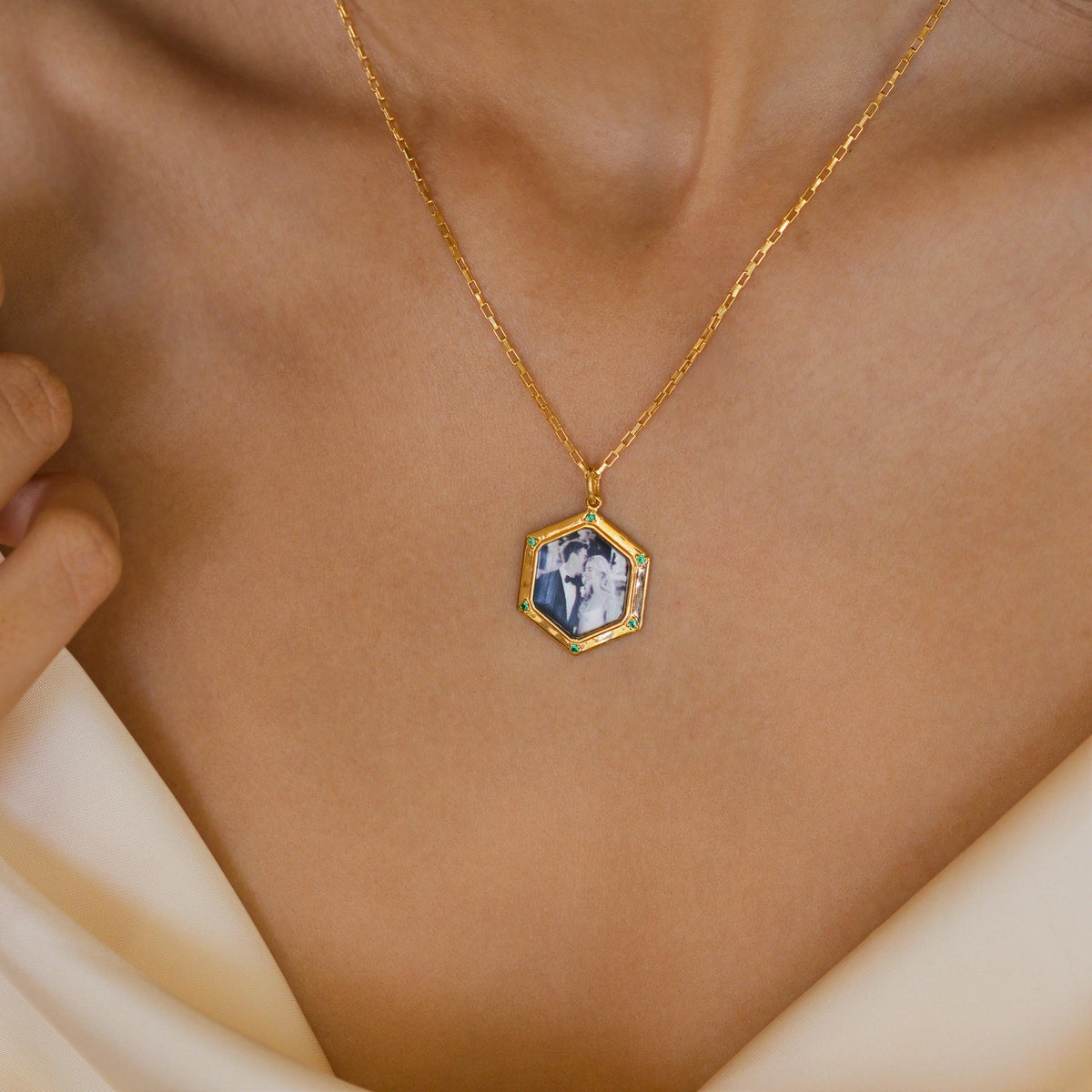 Birthstone Hexagon Photo Frame Necklace — photo 1