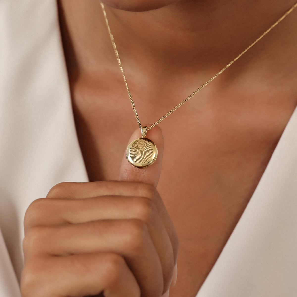 Fingerprint Circle Locket Necklace — photo 2