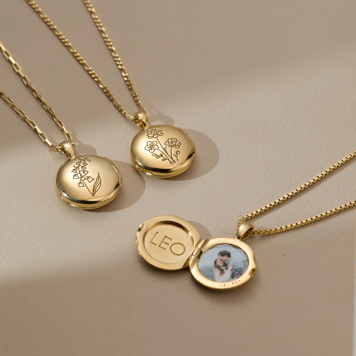 Birth Flower Circle Locket Necklace — photo 4
