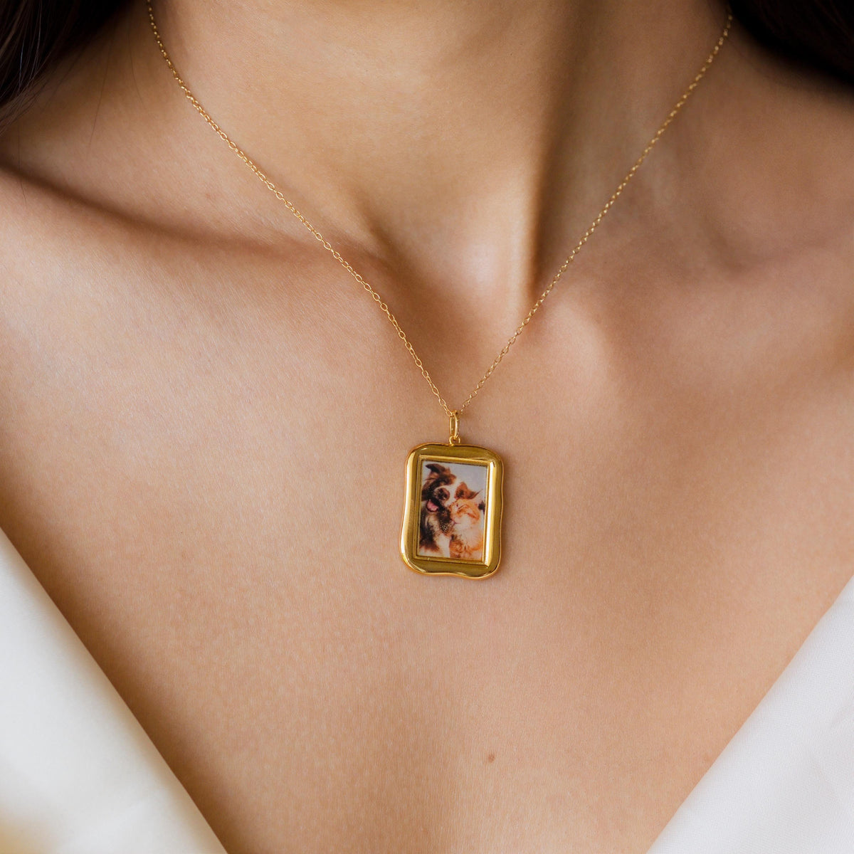 Organic Rectangle Photo Frame Necklace — photo 5